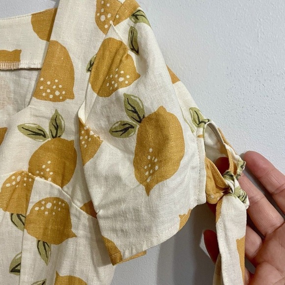 Code x Mode Nordstrom Blouse Top Size Small Linen Blend Lemon Print Shor… - Picture 2 of 7